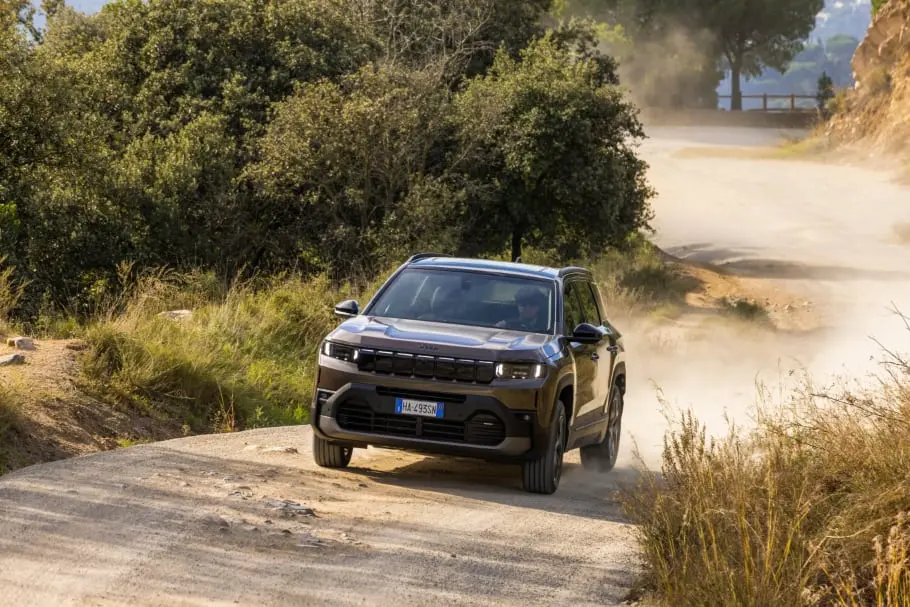 Jeep Compass 2026 Din&aacute;micas off road