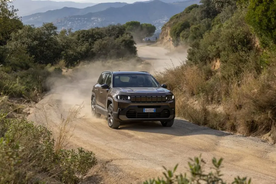 Jeep Compass 2026 Din&aacute;micas off road