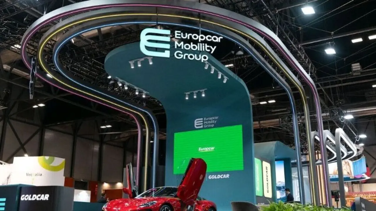 Stand de Fitur