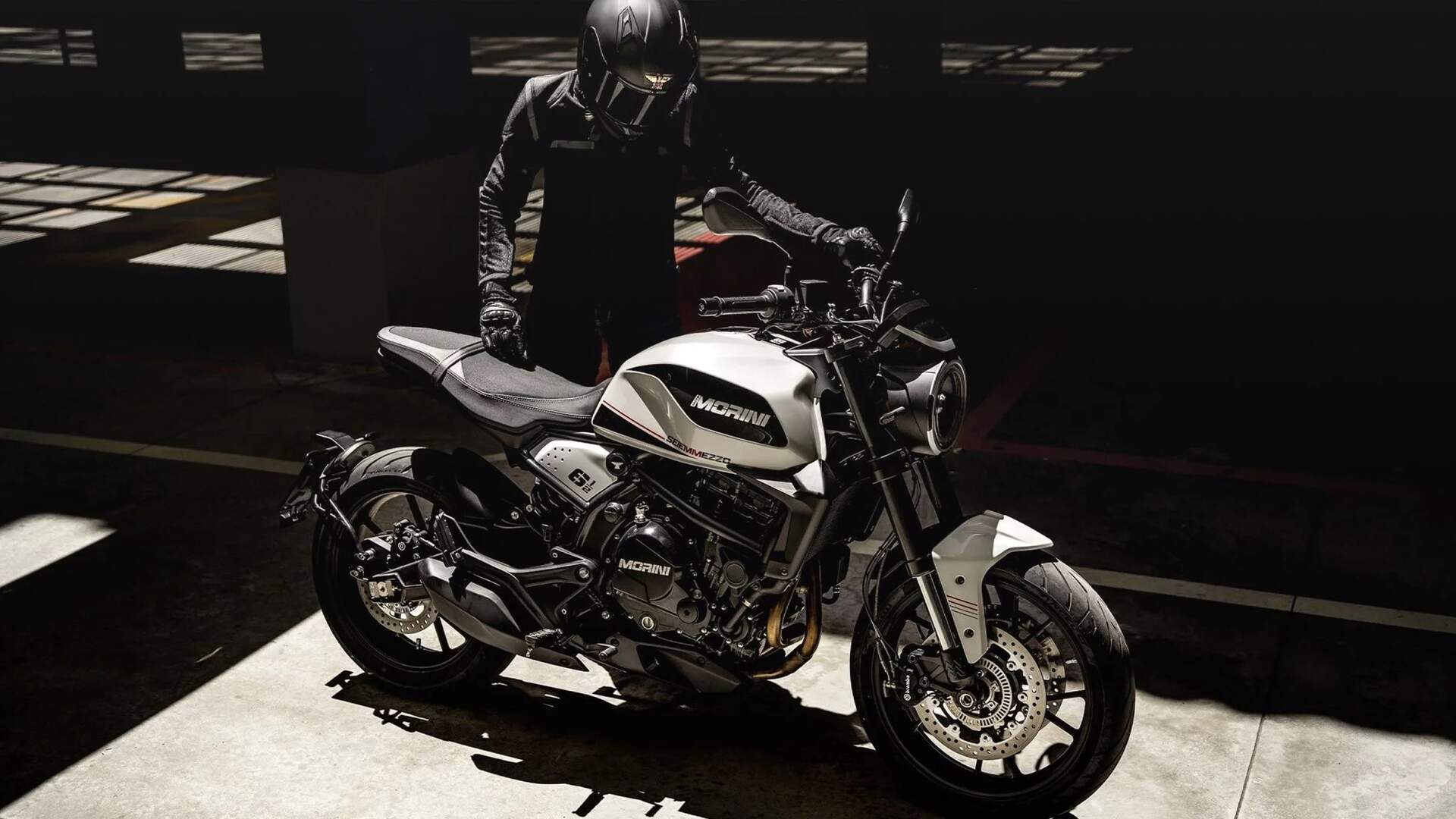 MotoMorinni seiemmezzo STR