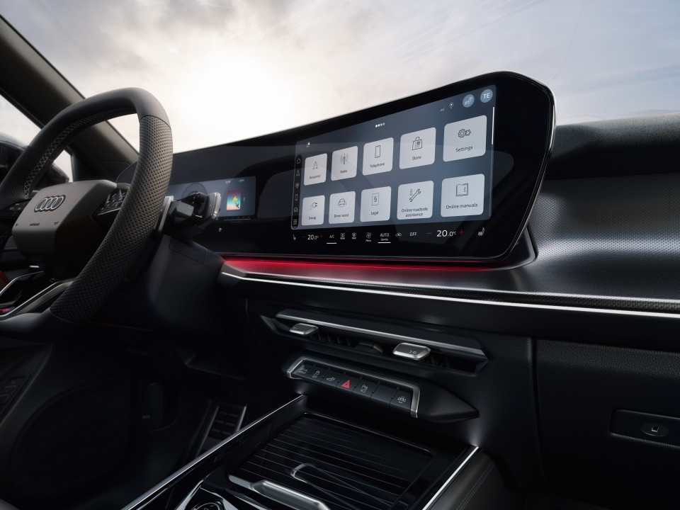 Audi-Q3_73-960x720