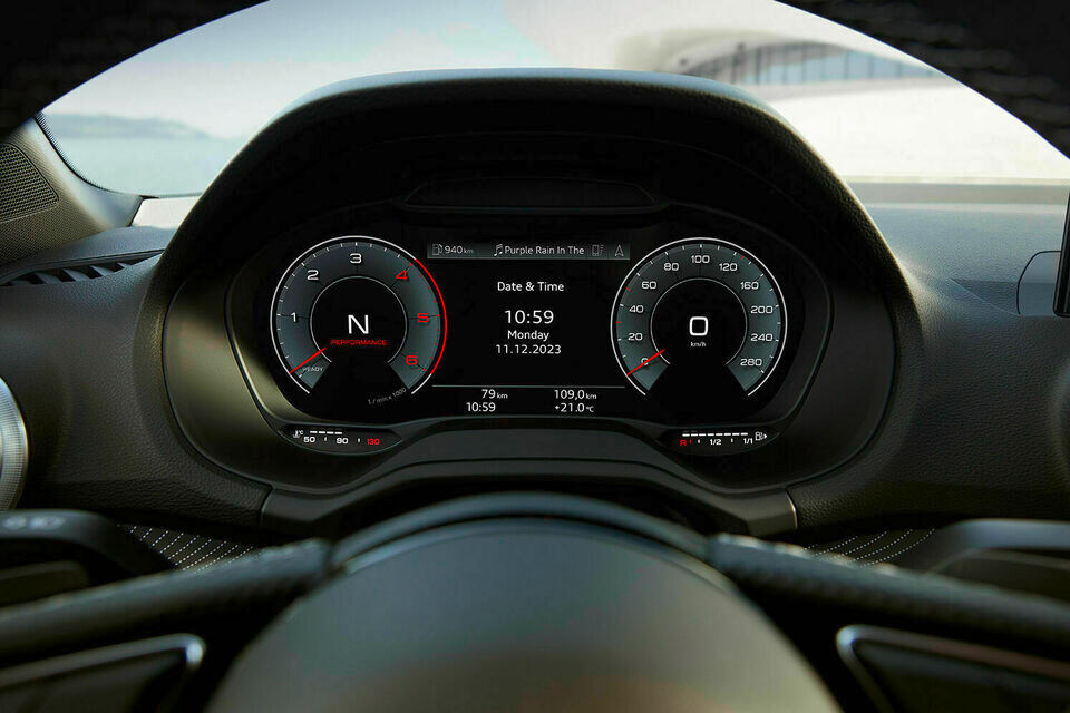 Audi q2 35 TFSI interior
