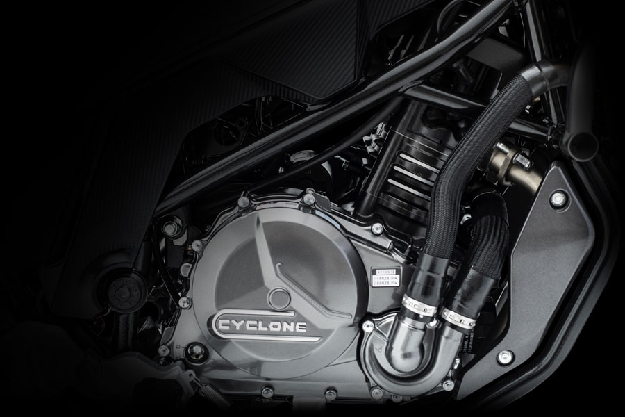 Cyclone Rx4 motor bicilindrico